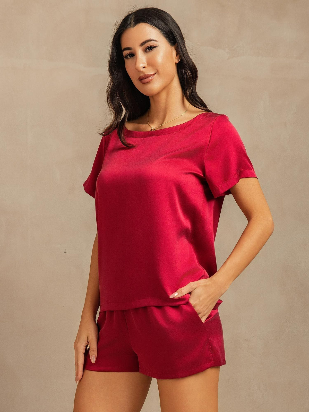 19Momme Women's Silk Short Sleeve Round Collar Pajamas Set with Side Pocket Design