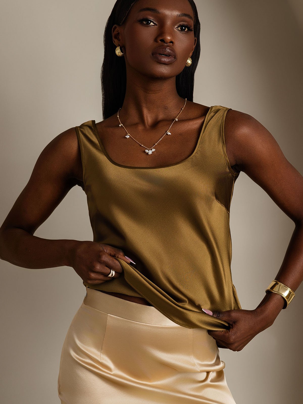 19Momme Silk Sleeveless U Neck Women's Tank Top