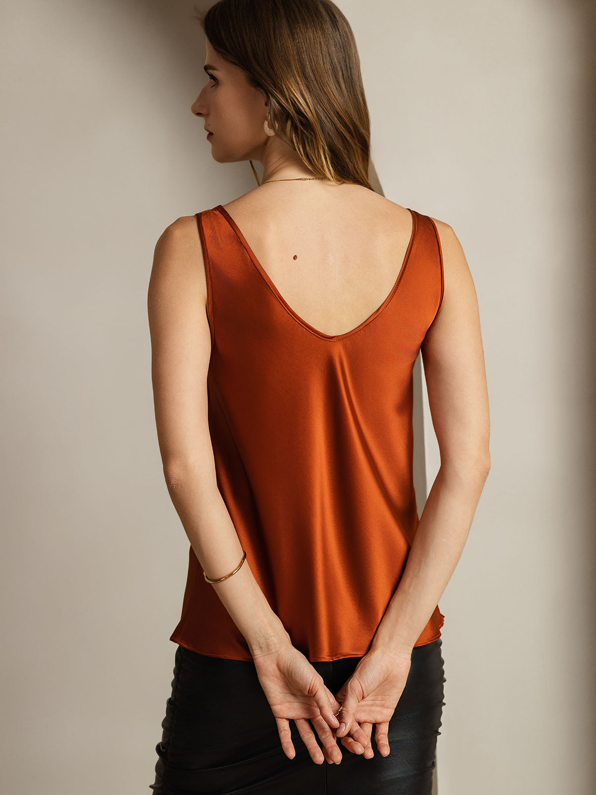19Momme Silk Sleeveless V Neck Women's Tank Top with V Back Design