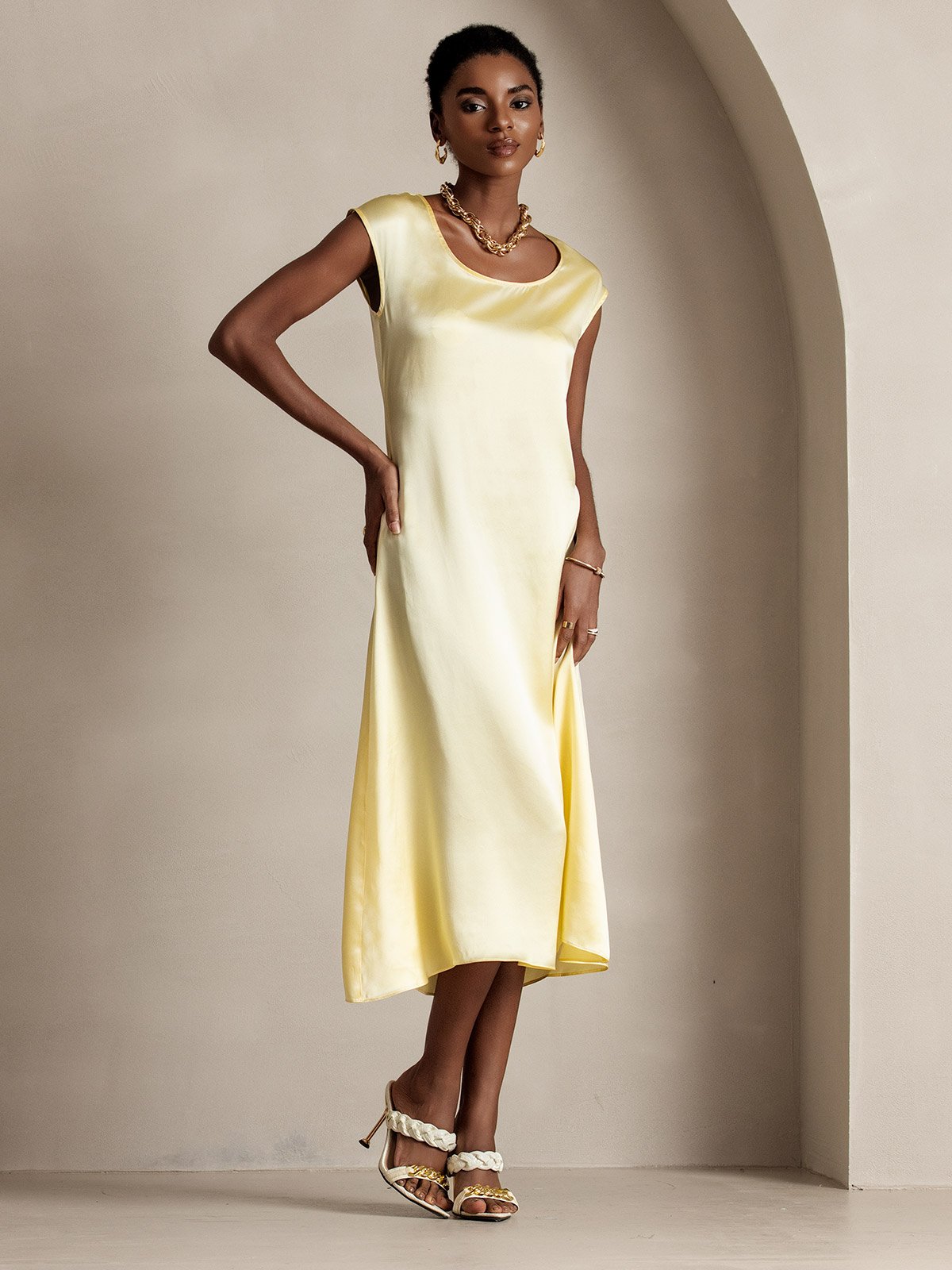 19Momme Silk Cap Sleeve Round Neck Midi Dress