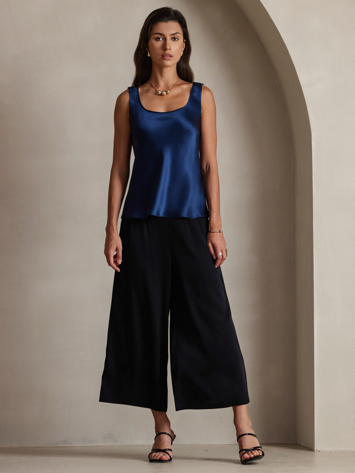 Women's Pure Silk Sleeveless U Neck Tank Top