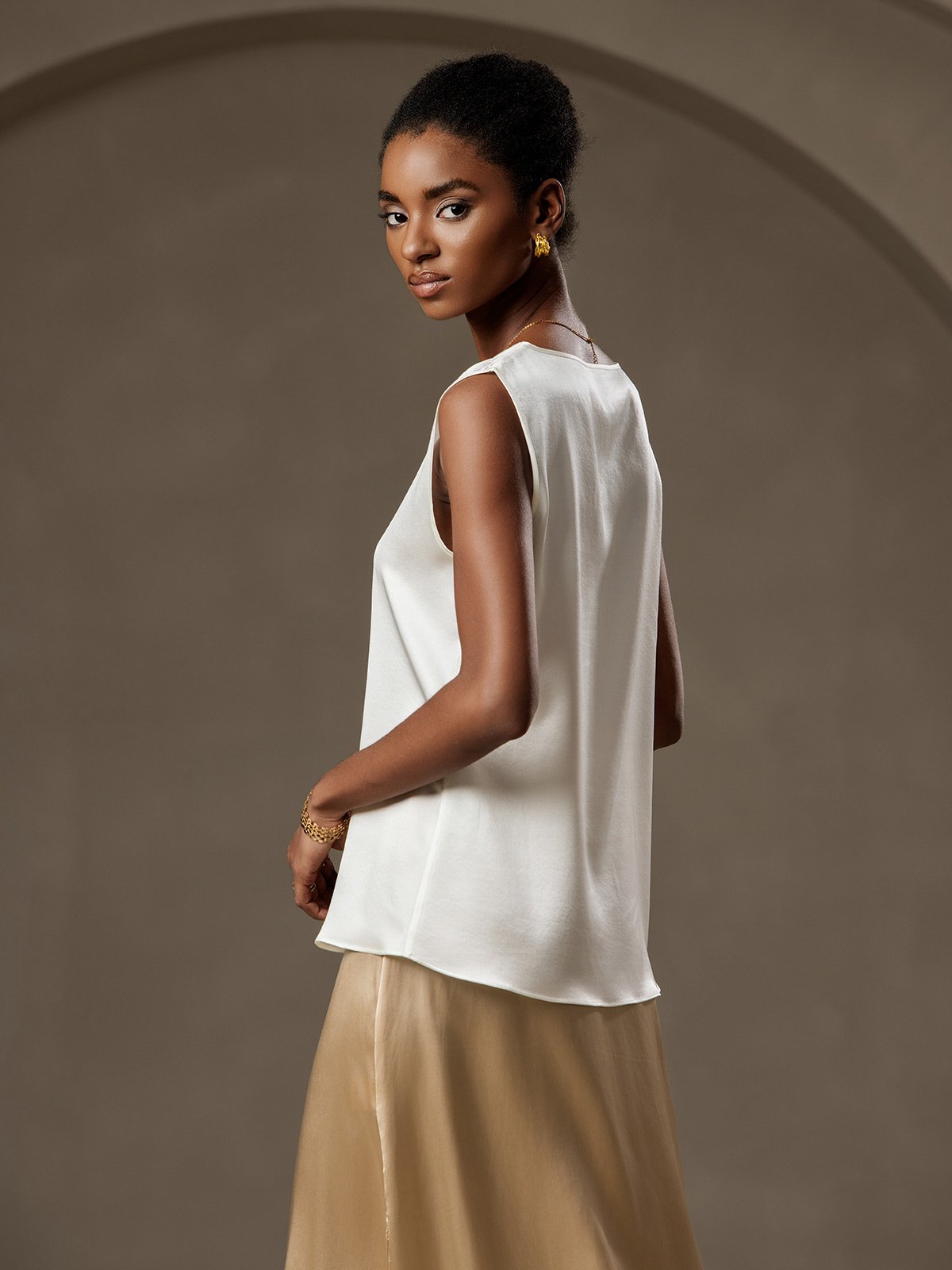 19Momme Silk Sleeveless Round Neck Women's Tank Top