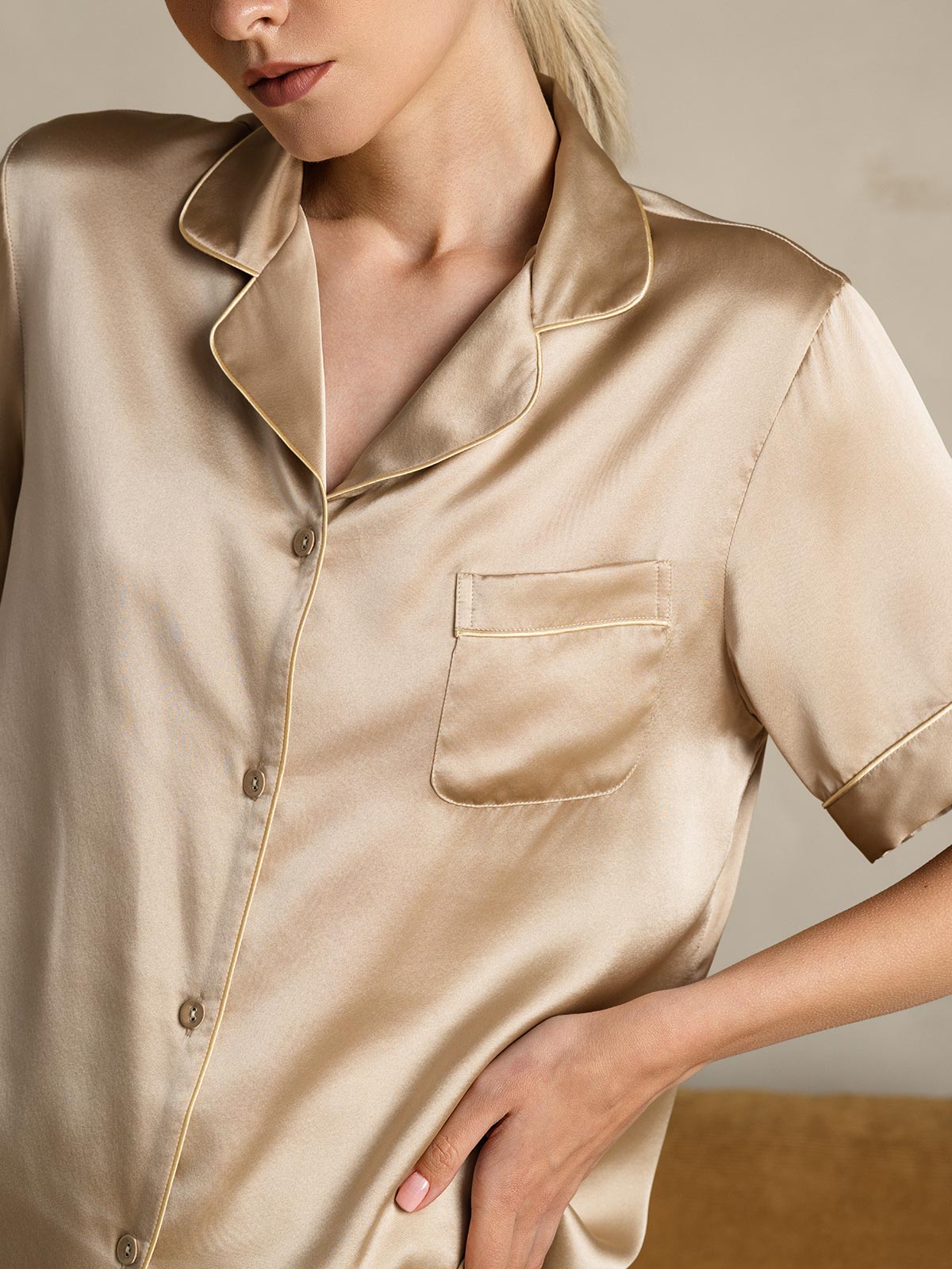 Women's Pure Silk Short Sleeve Above the Knee Pyjamas Set