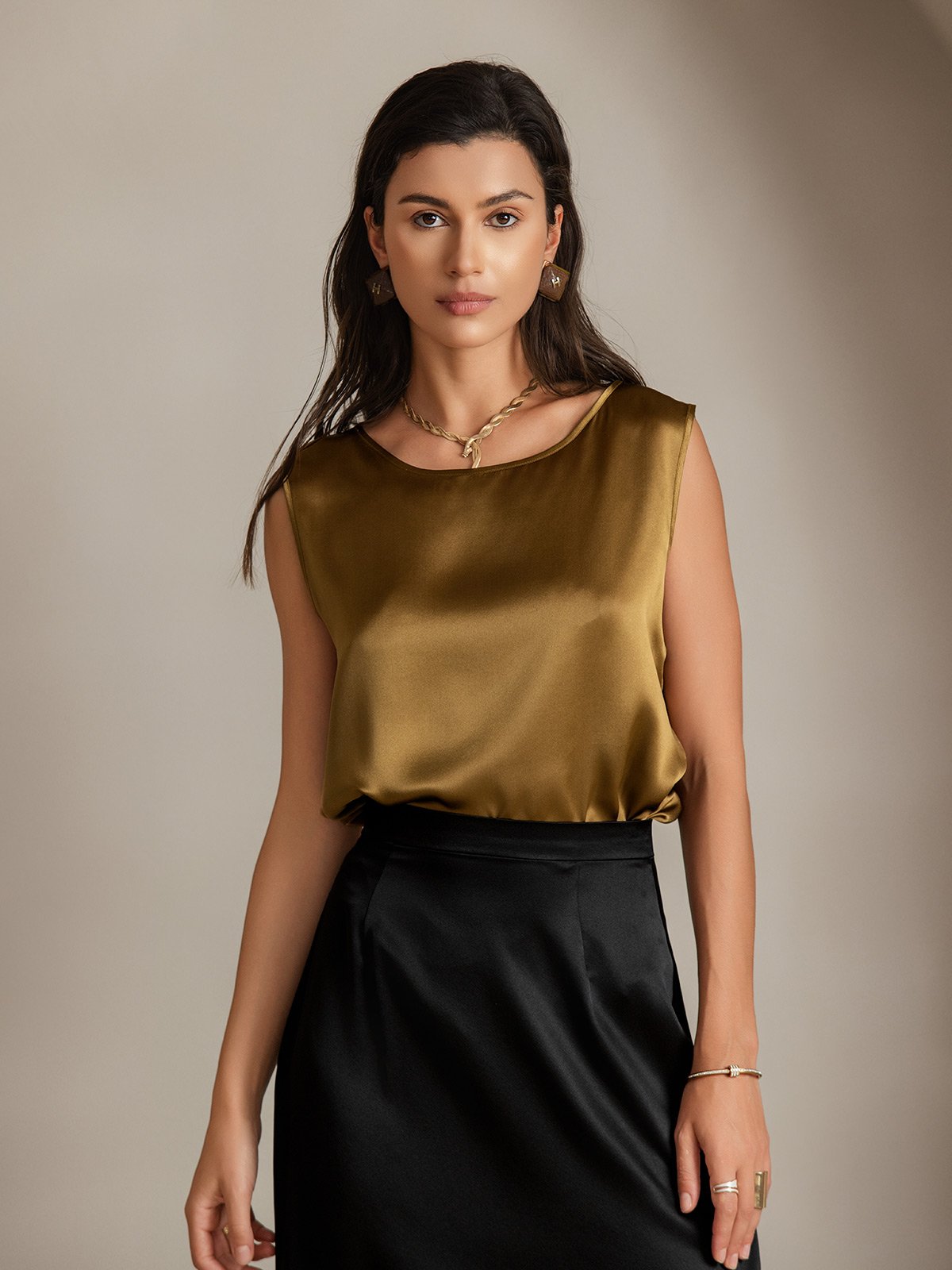 19Momme Silk Sleeveless Round Neck Women's Tank Top