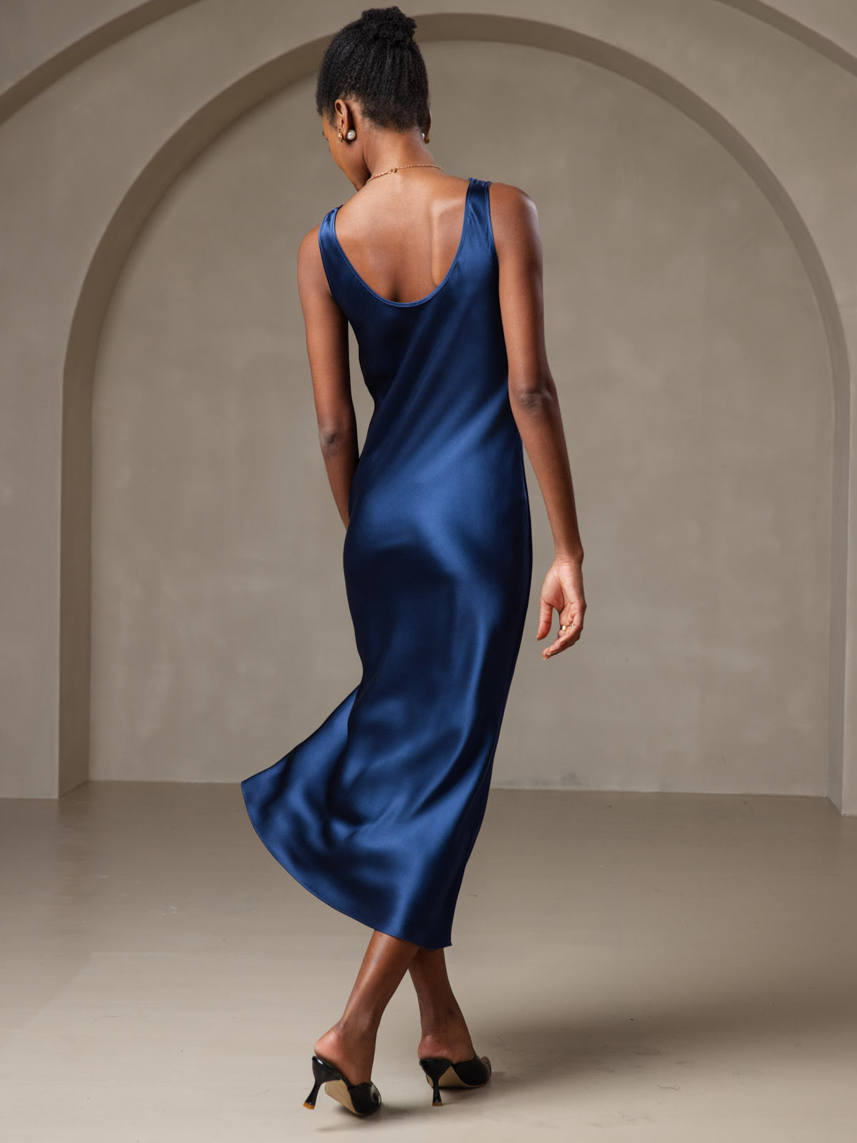 Pure Silk Sleeveless U Neck Midi Dress