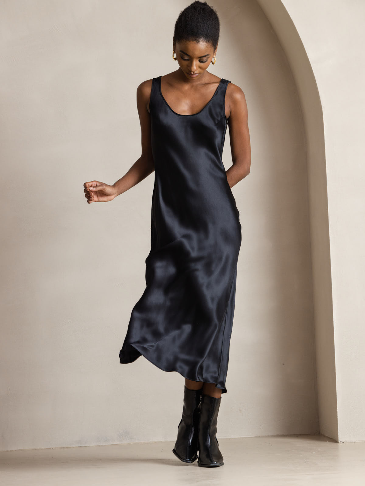 Pure Silk Sleeveless U Neck Midi Dress
