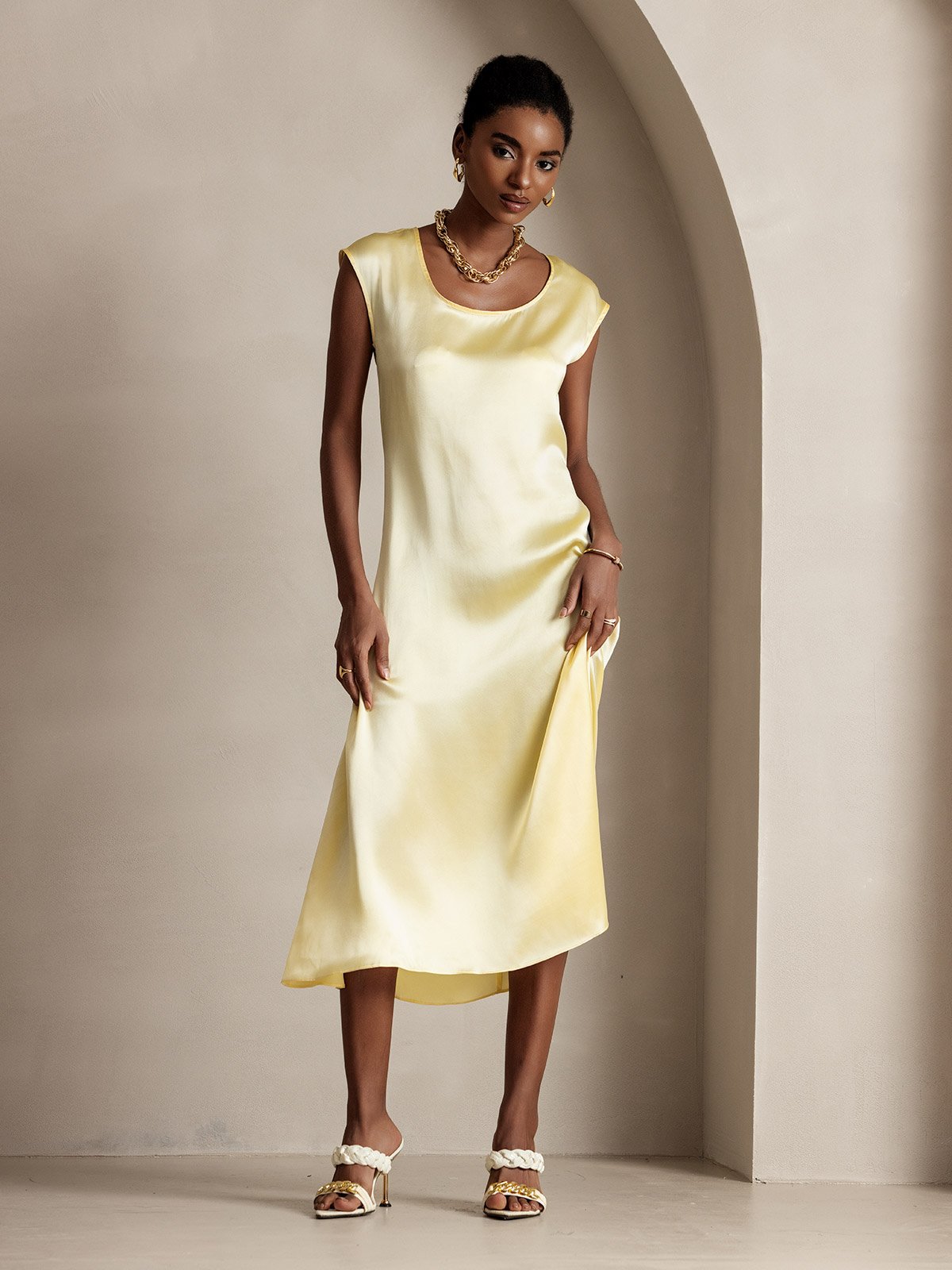 19Momme Silk Cap Sleeve Round Neck Midi Dress