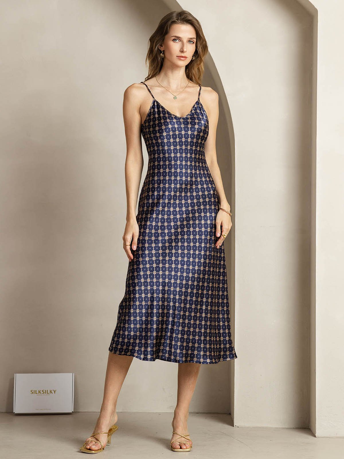 Clearance(Ships to UK Only) - 19Momme Silk Navy Chain Print V Neck Adjustable Strap Midi Dress