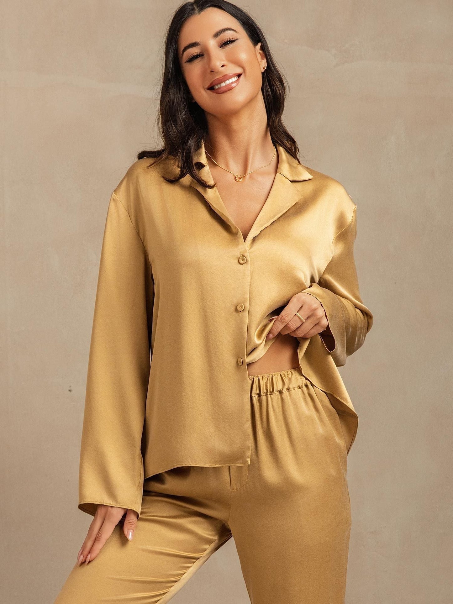 19Momme Washable Silk Long Sleeve Notch Collar Women's Pajamas Set